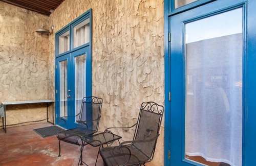 Old City Apartamento | The Quiet Old City Hideout