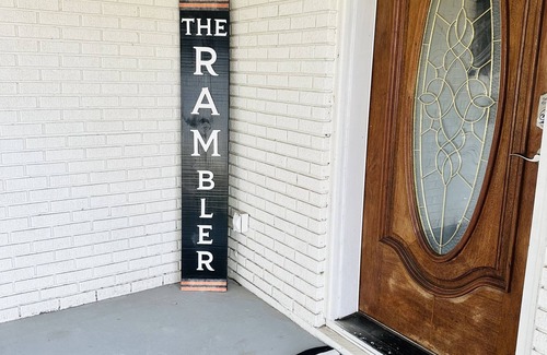 Westlake Casa | The Rambler