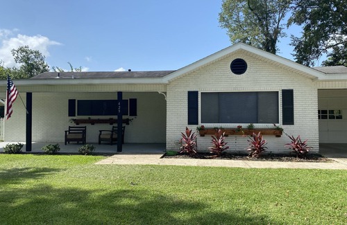 Westlake Casa | The Rambler