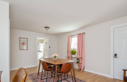 Fayetteville Condominio | The Ramsey Rose Residence