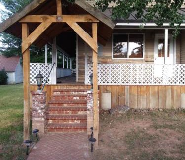 Alton Casa | The Ranch House Retreat