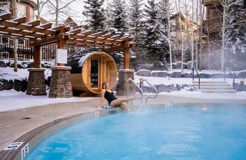 Canmore Casa | The Raven Suite at Stoneridge Mountain Resort
