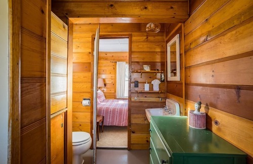 Lake Isabella Cabina | Cabaña Roja @ Stoney Pines