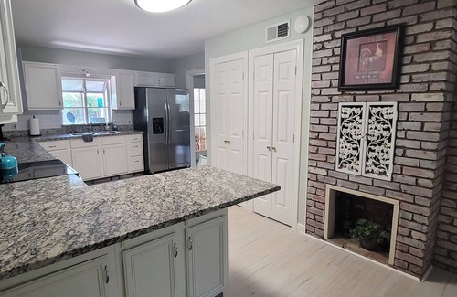 Richland Hills Casa | The Red Hen: Staycation! Swimming, Man Cave, Atari