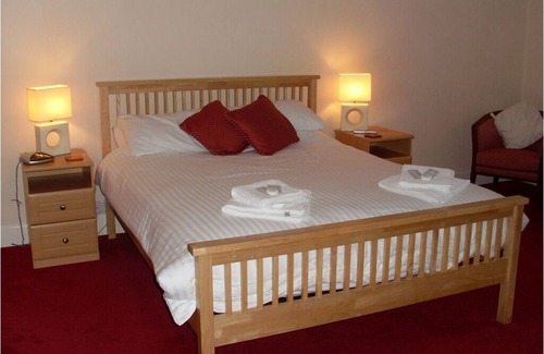 Boston Cama Y Desayuno | The Red Lion