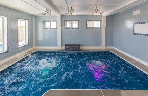 Sandbridge Casa | The Regency Royale
