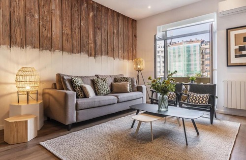 Gros Apartamento | The Rentals Collection - Joy