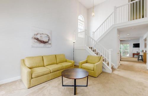 Lewes Casa | The Reserves of Nassau - 17295 Queen Anne Way