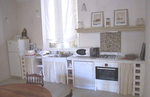 Crest Casa | VIVIENDA mansión en 1822 Amplio 300m² - Meublée-