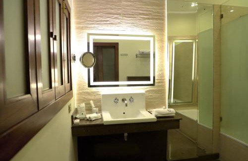 Lahore Hotel | The Residency Hotel