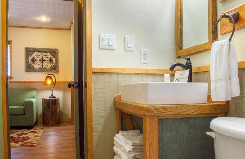 New Braunfels Complejo | The Resort at Schlitterbahn