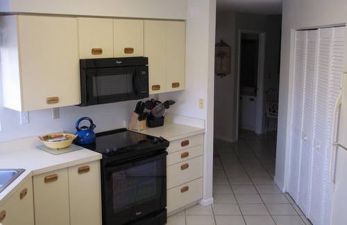 Isla del Sol Condominio | Resort Living In St. Petersburgo