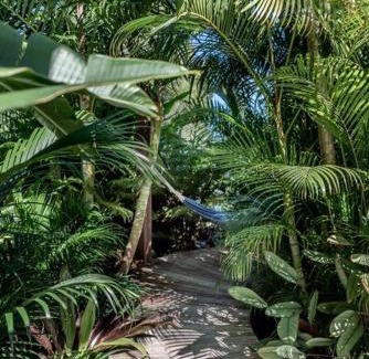 Noosa Heads Casa | ‘The Rest’ Stunning Noosa Family Beach Cottage