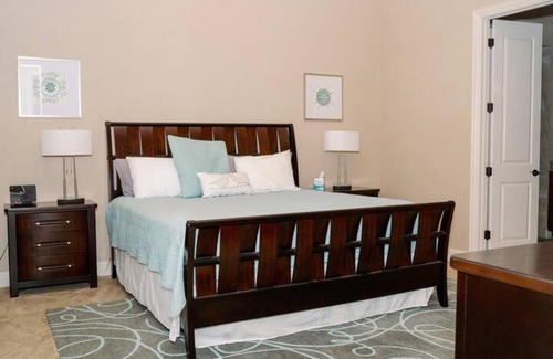 Spring Branch Casa | The Retreat at Hidden Falls
