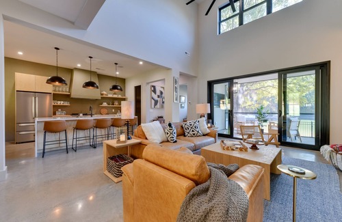 Mount Mourne Casa | The Retreat at Lake Norman: Boat Dock & Pool!