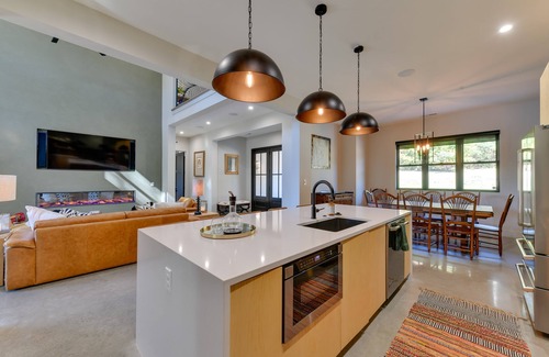Mount Mourne Casa | The Retreat at Lake Norman: Boat Dock & Pool!