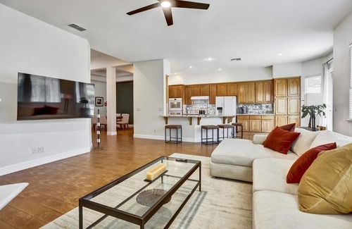 Roseville Casa | The Retreat in Roseville