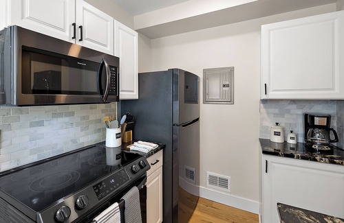 Detroit Apartamento | The Retreat At The Park-2BDR. Upper Unite
