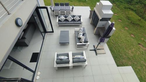 Zinkwazi Beach Casa | THE Ridge House