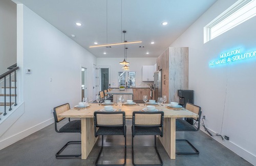 South Central Houston Casa | The Right House @ East Downtown