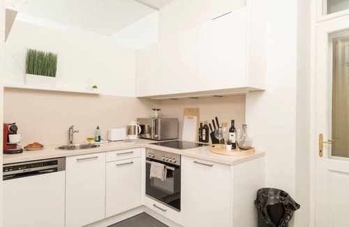 Sankt Leonhard Apartamento | The Ring Suites Top 7