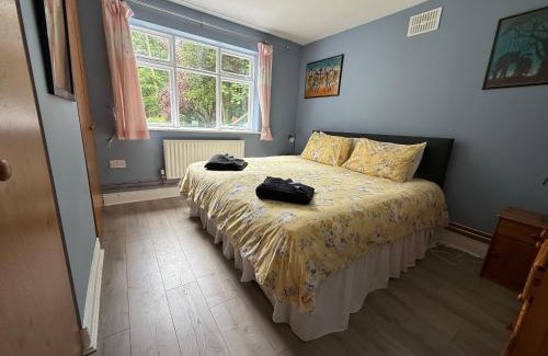 Parteen Casa | The River Cottage 3 Bedroom retreat
