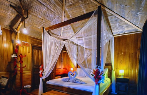 Puerto Quito Cabina | The River House