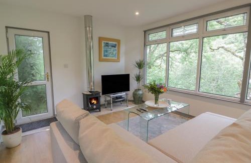 Lerags Casa | The River Lodge