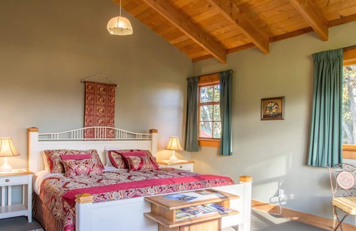 Ohakune Cama Y Desayuno | Habitación 3 con vista a la montaña