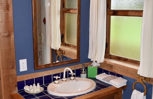 Ohakune Cama Y Desayuno | Habitación 3 con vista a la montaña