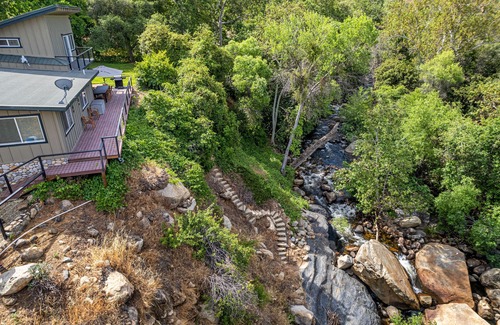 Three Rivers Casa | The River's Edge - Private Home with River Access and Spa