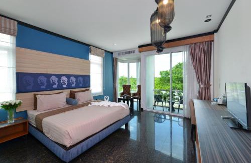Downtown Krabi Casa | The River Scene