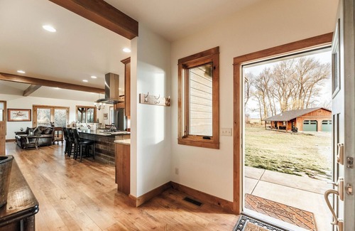 Bozeman Casa | The Riverhouse on the East Gallatin
