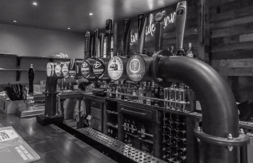 Spalding Cabina | The Riverside