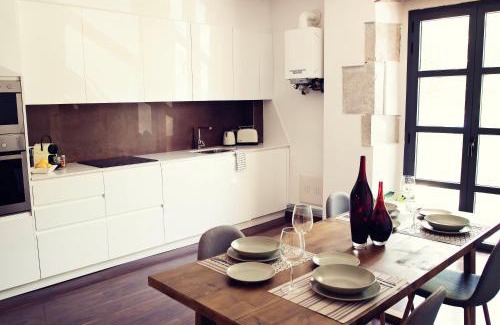 Pedret Apartamento | THE RIVERSIDE LODGE Cozy and spacious apartment