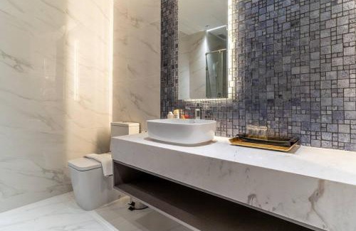 Little Japan Apartamento | The Rixx Central @ Park Hyatt/SmartTV65in/Netflix