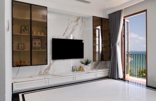 Mang Yang Apartamento | The Roar Bar - Elyhaven Venice 89 Fireworks & Sea View