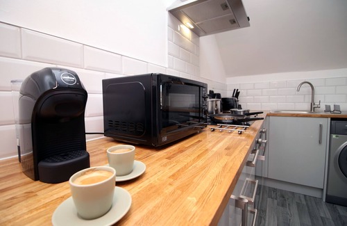 Caerau Apartamento | ◑One bed apartment◑Close to city◑WiFi◑Parking◑