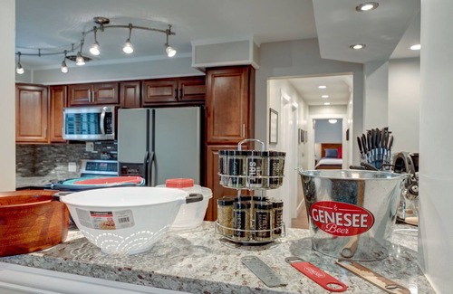 Rochester Casa | The Roc-House Airport Home Office Gaming Center