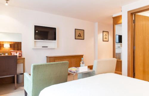 Kensington Hotel | The Rockwell