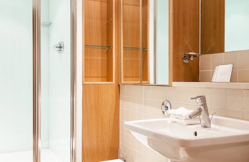 Kensington Hotel | The Rockwell