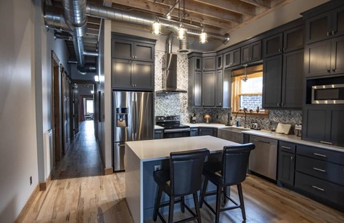 McMinnville Condominio | THE ROOF TOP ON MAIN Downtown Main Street McMinnville TN