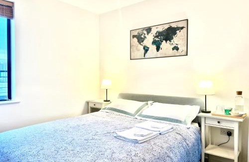 Ashtown Casa | The Room King Size Bed and Private Bathroom