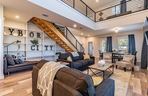East Ybor Casa | The Roosted Retreat