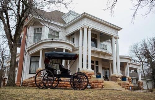 Guthrie Apartamento | The Rose Cottage at The Carriage House