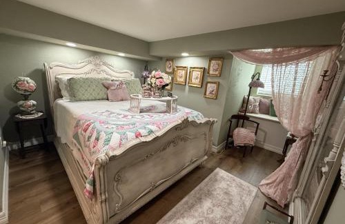 Guthrie Apartamento | The Rose Cottage at The Carriage House