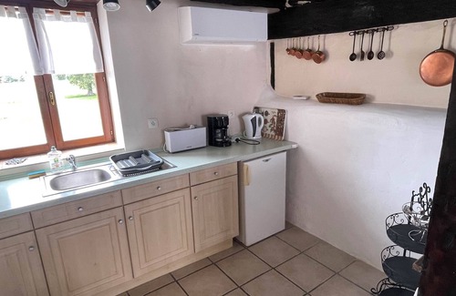 Saint-Dizier-Leyrenne Casa | The Roseau Gite