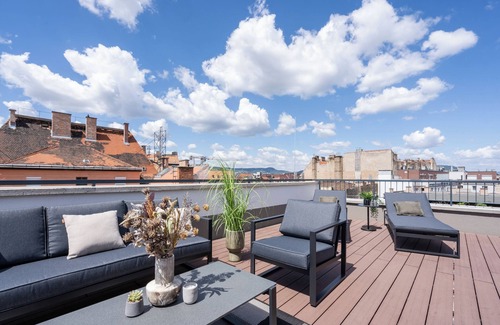 Erzsebetvaros Apartamento | The Rose Garden Apartments - Parking - 701