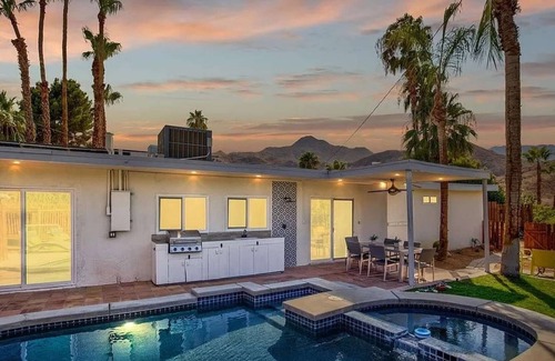 Cathedral City Cove Casa | THE ROSE GOLD MODERN - HOUSE