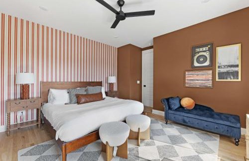 Hurwood Heights Casa | The Rosedale - Rooftop by Geodis Park